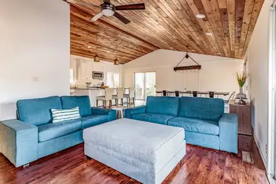 Image de Peaceful getaway near Bass Lake & Yosemite w/Ping-Pong, gas grill, Ac, game room