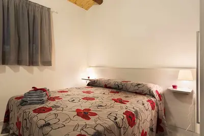 Image de (B67) Cozy house with veranda 150 mt from the sea