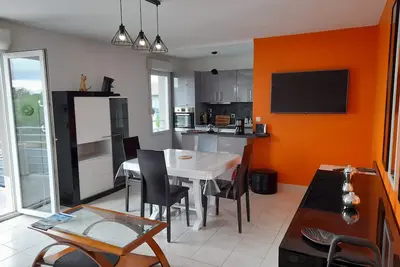 Image de Joli appartement vue montagnes, 3 min Carcassonne