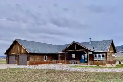 Image de Teton Trails Getaway-Basecamp for outdoor adventure-In between Jackson & Targhee