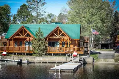 Image de Escape to your cozy 2-bedroom cabin near Voyageurs National Park