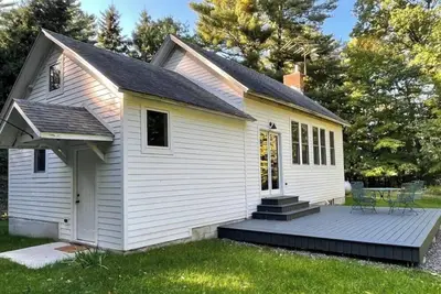 Image de Renovated Historic Nobleton Schoolhouse