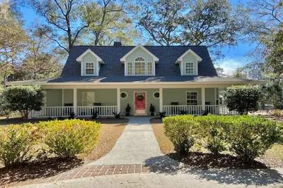Image de Darling Cottage on Private Lake & acreage