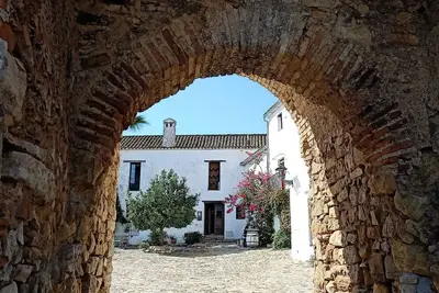Image de Gîte dans un hameau médiéval, une expérience merveilleuse.