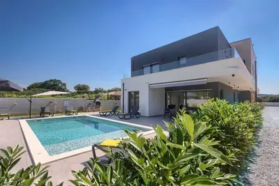 Image de Luxury, modern, newly-built 4-Br villa with private pool, close to beaches