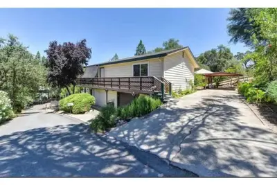 Image de Relaxing Family Home with Hot Tub in Historic Jackson