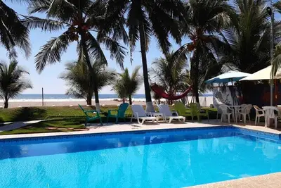 Image de Private Beachfront, Entire house.
