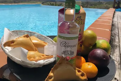 Image de Piscine, Sans vis à vis, vue mer, climatisées