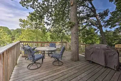 Image de Lakefront Eucha Escape w/ Views & Boat Slip!
