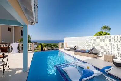 Image de Villa De-luxe Paradise✔ new! beach access✔ chef✔
