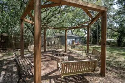 Image de Home with view of the Hillsborough River, pet friendly