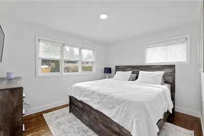 Image de Hidden Gem in Lacey!