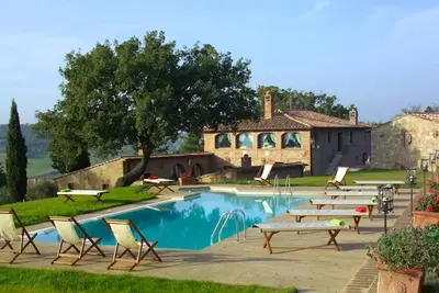 Image de Splendid farmhouse in the heart of the Val d'Orcia