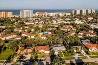 Image de Updated Condo in Great Location