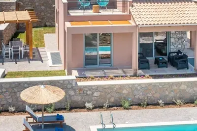 Image de 31 Blue - Aqua Blue - Private Infinity Pool and Bbq Area