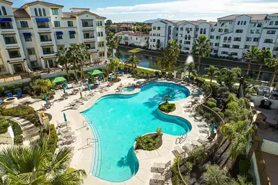 Image de Penthouse The Cays! Resort Style Living in Ocotillo!