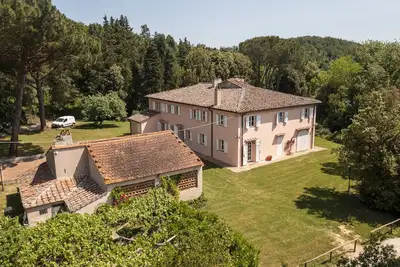 Image de Villa surrounded by greenery with swimming pool for a stay in complete relaxation and privacy