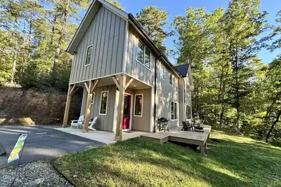 Image de New Mountainside Retreat, 3/3 en-suite with Ev fast chg mins to downtown Clayton