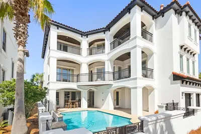 Image de Sandcastle by the Sea - Luxury Home in Gated Community with Gulf Views & Private Pool