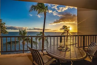 Image de Direct Oceanfront! Sugar Beach Resort, Penthouse in paradise, Ac, Tv, Wifi, Pool