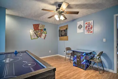Image de Charming 'Hideaway Haven' Near Pigeon Forge!