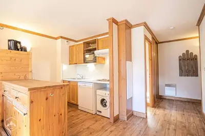 Image de Spacieux et confortable, avec une vue dégagée sur les montagnes.