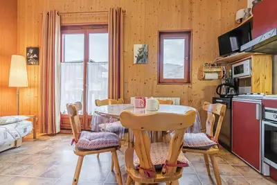 Image de Appartement avec vue sur les montagnes.