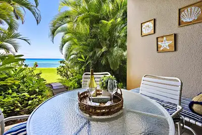 Image de Spectacular Ocean Views Just Steps from the Beach