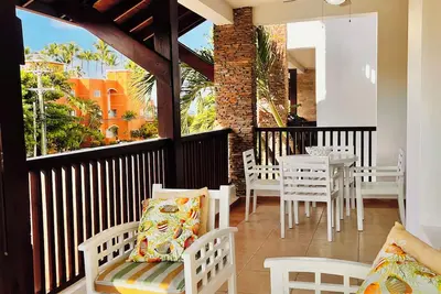 Image de Fabulous 2 bedroom Beach Apt with a King Size bed.