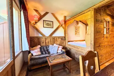 Image de Studio avec lit clos savoyard au bord des pistes