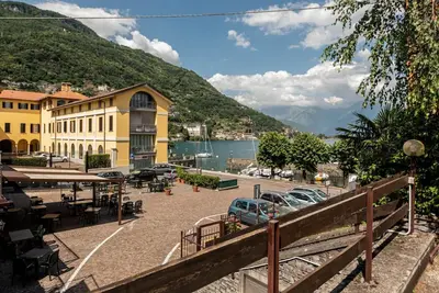 Image de Terraced house on the lakeside of Gravedona - Larihome