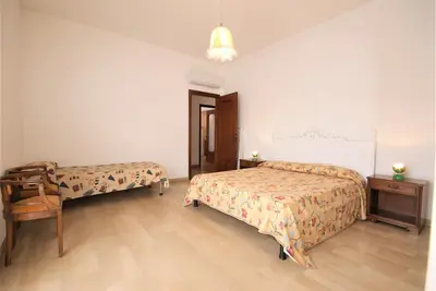 Image de Apartment with A/C 250m from beach | Ap19