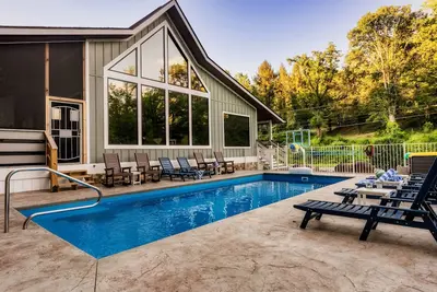 Image de Heated Pool, Sauna & Easy Access Near Gatlinburg