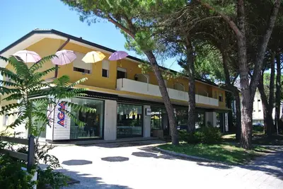 Image de Appartement de vacances Lignano Sabbiadoro pour 1 - 6 personnes avec 2 chambres à coucher - Logement