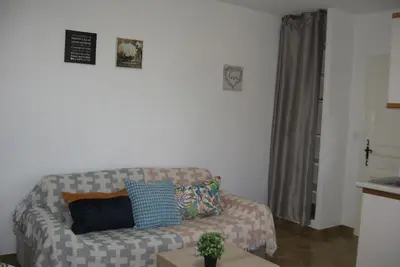 Image de appartement  à 5mn des plages en voiture, 20 mn pied