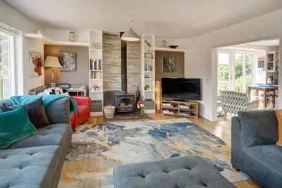 Image de Moo House - Cinq Chambres Maison, Couchages 12