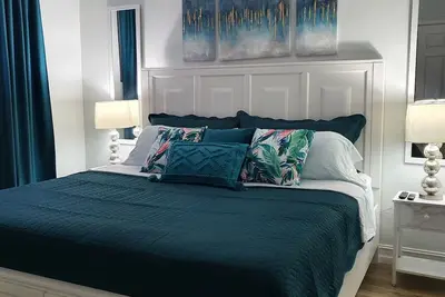 Image de Beautiful 1 Bed 1 Bath Apartment with pool and with walking distance to beach