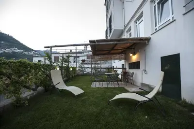 Grape apartment