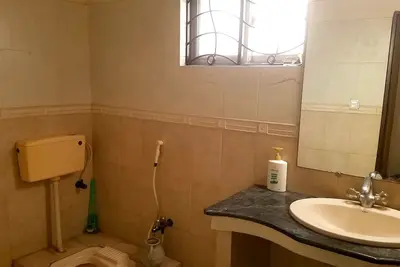 Image de Comfy Entire 2 Bedroom Place