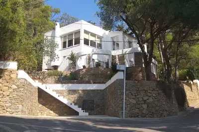 Image de Villa with sea view 150 m from the beach, privileged location