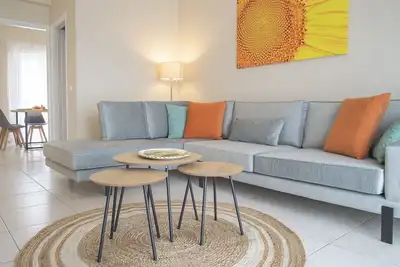 Image de Charming beach home next to crystal waters