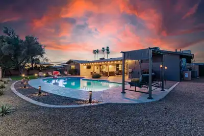 Image de Heated Pool, Grassy Yard! Sleeps 12!