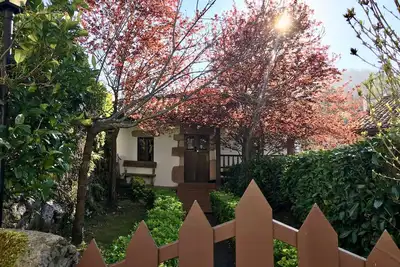 Image de Castañeda Lodge. Rural house with private garden and hydromassage