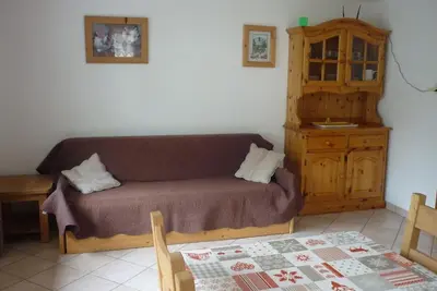 Image de À 50m des pistes de ski, 1er étage, balcon, casier à ski, 35m², Valloire