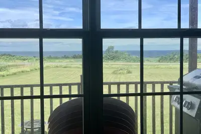 Image de 8 Ocean view cottages center of Pei. 2 bedrooms with 1 king and 2 doubles.