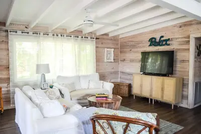 Image de Island Getaway•Beach House•Dock•Pet Friendly•Little Gasparilla Island, WiFi