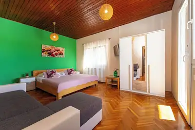 Comfortable place for 4 persons close to Paklenica Np