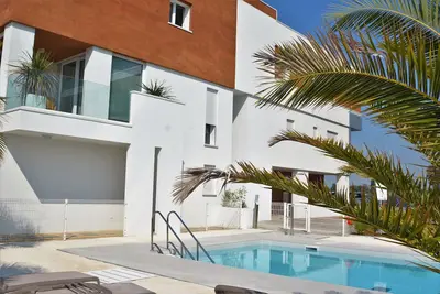 Apartment with Pool in the Residence Sun Beach