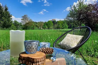 Deerwood-Holiday Cozy Apartment with Bled Castle View and Pretty Garden