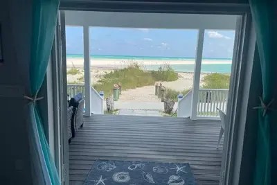 Sandy & Salty Beach Cottage